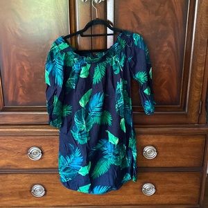 Perfect dress for a luau party wear on or off the shoulder.